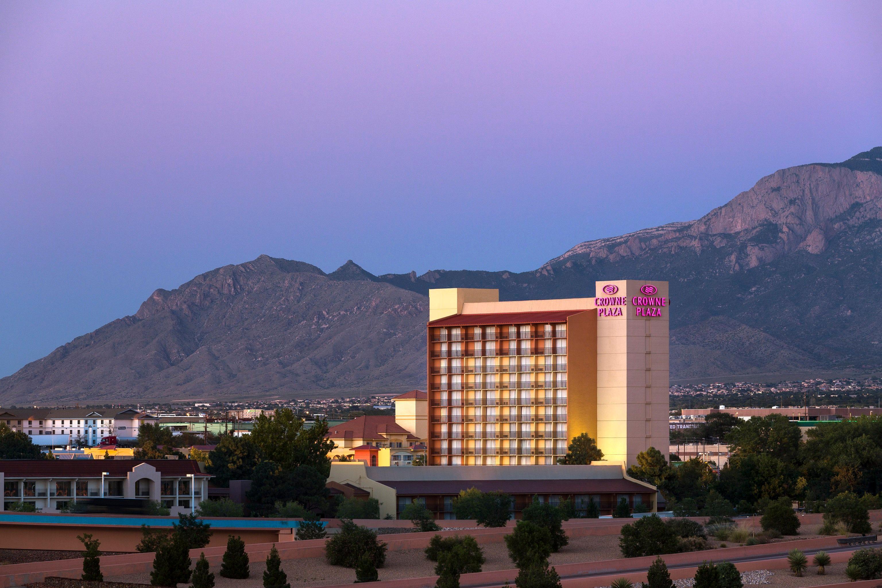 Hotel Albuquerque Crowne Plaza By Ihg Extérieur photo