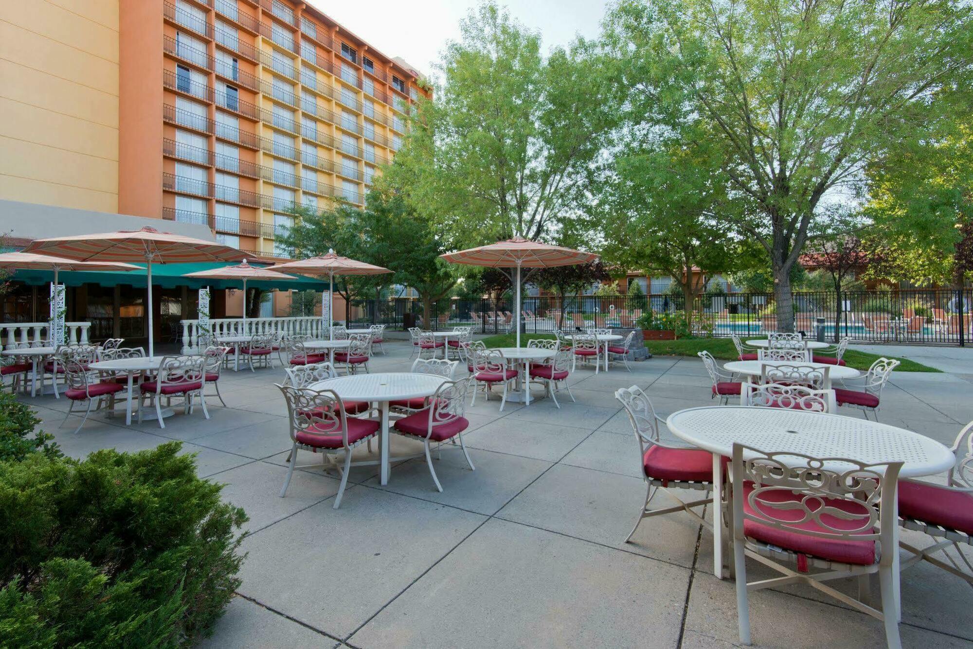 Hotel Albuquerque Crowne Plaza By Ihg Extérieur photo